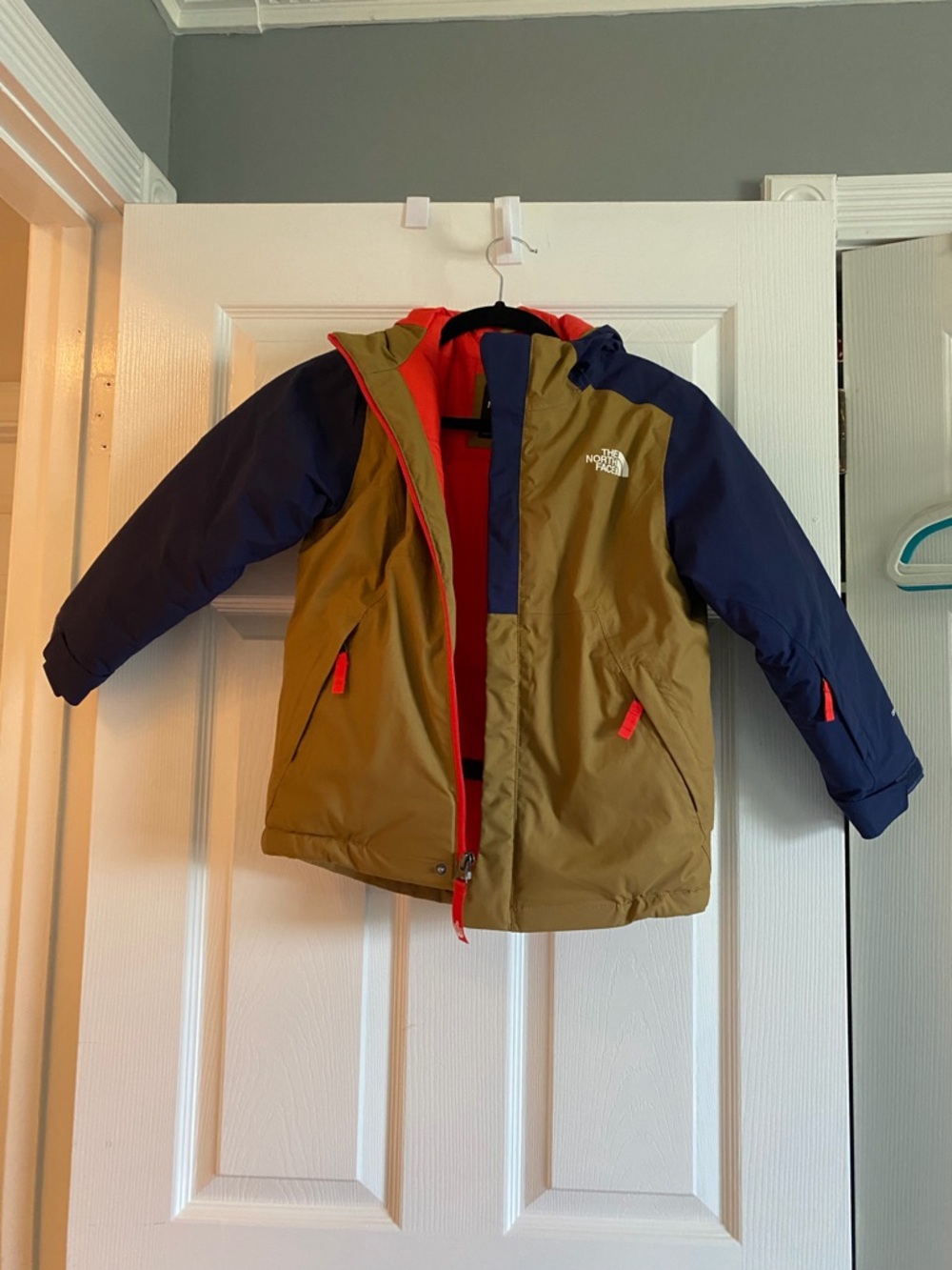 The North Face Kids' Two-Tone Insulated Jacket - Olive & Navy